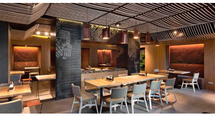 Яким має бути освітлення кафе, бару, ресторану?